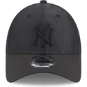 new-era-new-york-yankees-mlb-9forty-multi-texture-justerbar-svart-kurvkeps-med-svart-logotyp