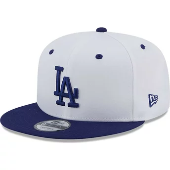Vit och blå platt snapback-keps med blått logo 9FIFTY White Crown Patch från Los Angeles Dodgers MLB av New Era
