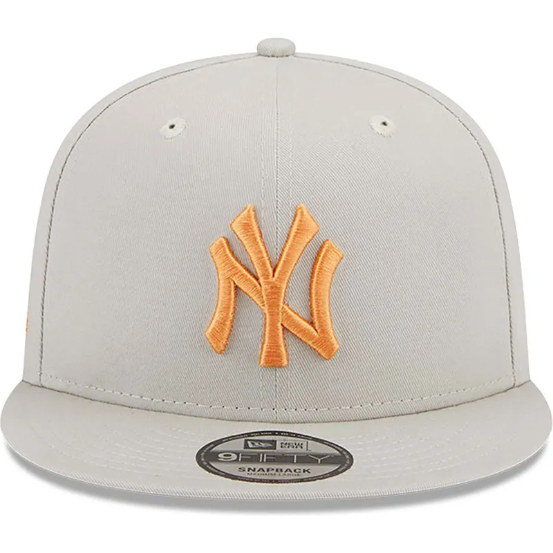 kepsar-plana-beige-snapback-9fifty-side-patch-fran-new-york-yankees-mlb-av-new-era