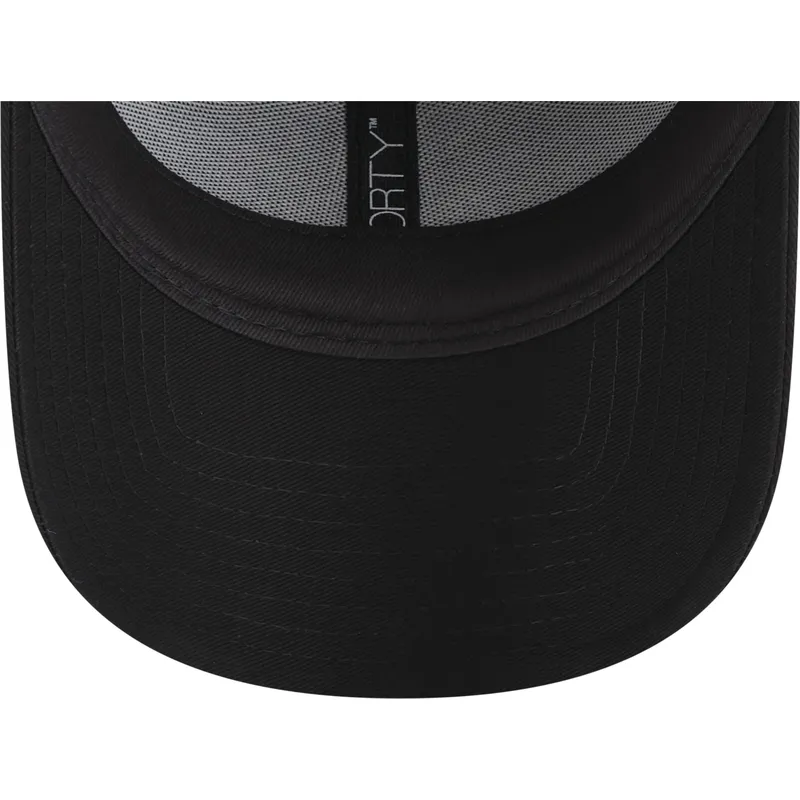 kepsar-curva-svart-justerbart-band-9forty-team-outline-fran-new-york-yankees-mlb-av-new-era kepsar-curva-svart-justerbart-band-9forty-team-outline-fran-new-york-yankees-mlb-av-new-era