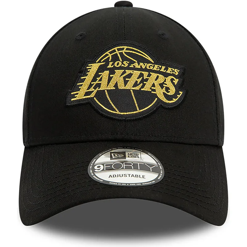 kepsar-curva-svart-justerbart-band-9forty-metallic-badge-fran-los-angeles-lakers-nba-av-new-era