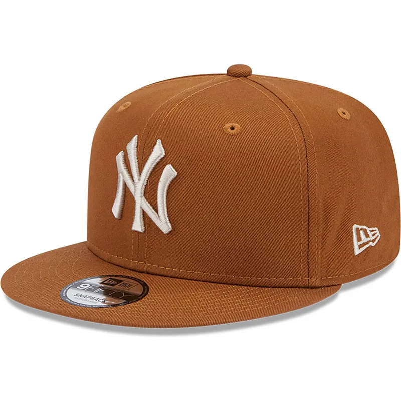 kepsar-plana-brun-snapback-9fifty-league-essential-fran-new-york-yankees-mlb-av-new-era