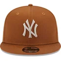 kepsar-plana-brun-snapback-9fifty-league-essential-fran-new-york-yankees-mlb-av-new-era