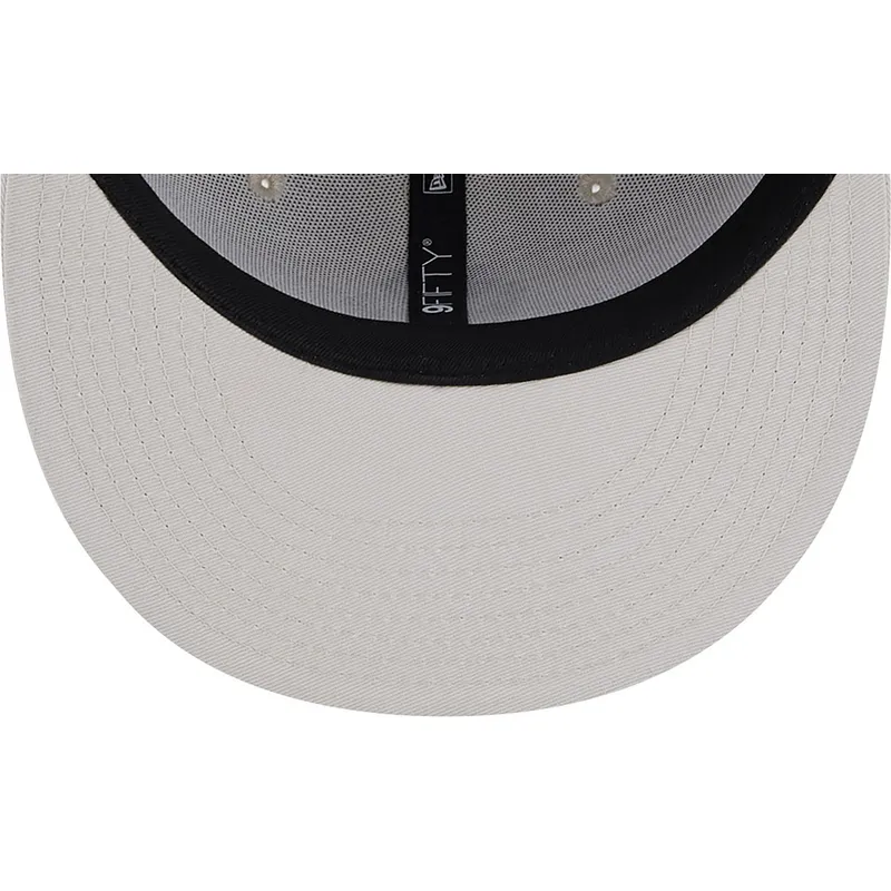 kepsar-plana-beige-snapback-marron-9fifty-league-essential-fran-new-york-yankees-mlb-av-new-era