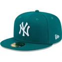 new-era-59fifty-league-essential-new-york-yankees-mlb-gron-justerbar-flat-keps