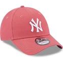 justerbar-ljusrosa-9forty-league-essential-new-york-yankees-mlb-keps-med-bojd-skarm-fran-new-era