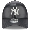 kepsar-curva-svart-justerbart-band-9forty-leather-fran-new-york-yankees-mlb-av-new-era