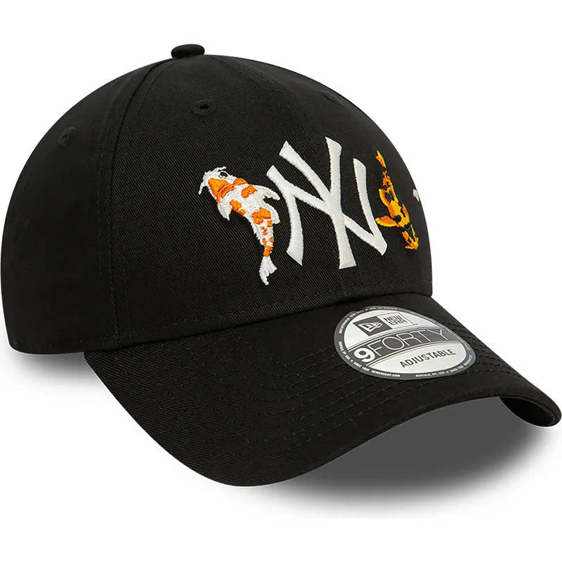kepsar-curva-svart-justerbart-band-9forty-koi-fish-fran-new-york-yankees-mlb-av-new-era kepsar-curva-svart-justerbart-band-9forty-koi-fish-fran-new-york-yankees-mlb-av-new-era