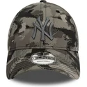 kepsar-curva-kamouflage-justerbart-band-9forty-all-over-print-painted-fran-new-york-yankees-mlb-av-new-era