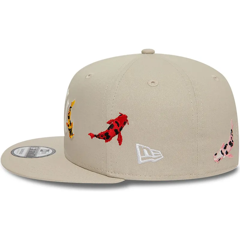 kepsar-plana-beige-snapback-9fifty-koi-fish-fran-new-york-yankees-mlb-av-new-era
