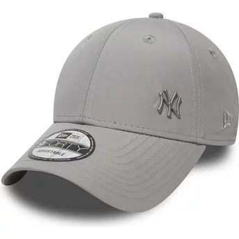 Justerbar grå 9FORTY Flawless Logo keps med böjd skärm från New York Yankees MLB av New Era