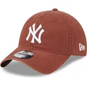 justerbar-brun-bojd-keps-9twenty-league-essential-new-york-yankees-mlb-fran-new-era