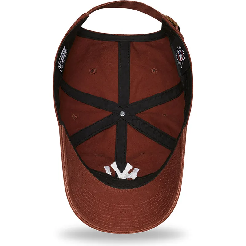 kepsar-curva-brun-justerbart-band-9twenty-league-essential-fran-new-york-yankees-mlb-av-new-era kepsar-curva-brun-justerbart-band-9twenty-league-essential-fran-new-york-yankees-mlb-av-new-era