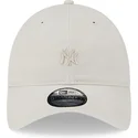 new-era-curved-brim-9twenty-mini-logo-new-york-yankees-mlb-beige-adjustable-cap-with-beige-logo