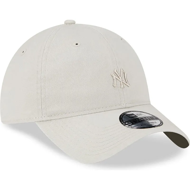 beige-justerbar-bojd-keps-med-beige-new-york-yankees-mlb-9twenty-mini-logo-fran-new-era