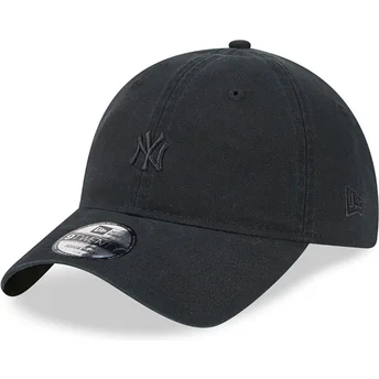 Justerbar svart böjd keps med svart 9TWENTY Mini-Logo av New York Yankees MLB från New Era