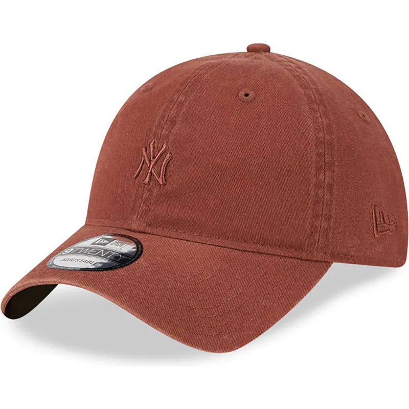 justerbar-brun-bojd-keps-med-brunt-logo-9twenty-mini-logo-av-new-york-yankees-mlb-fran-new-era