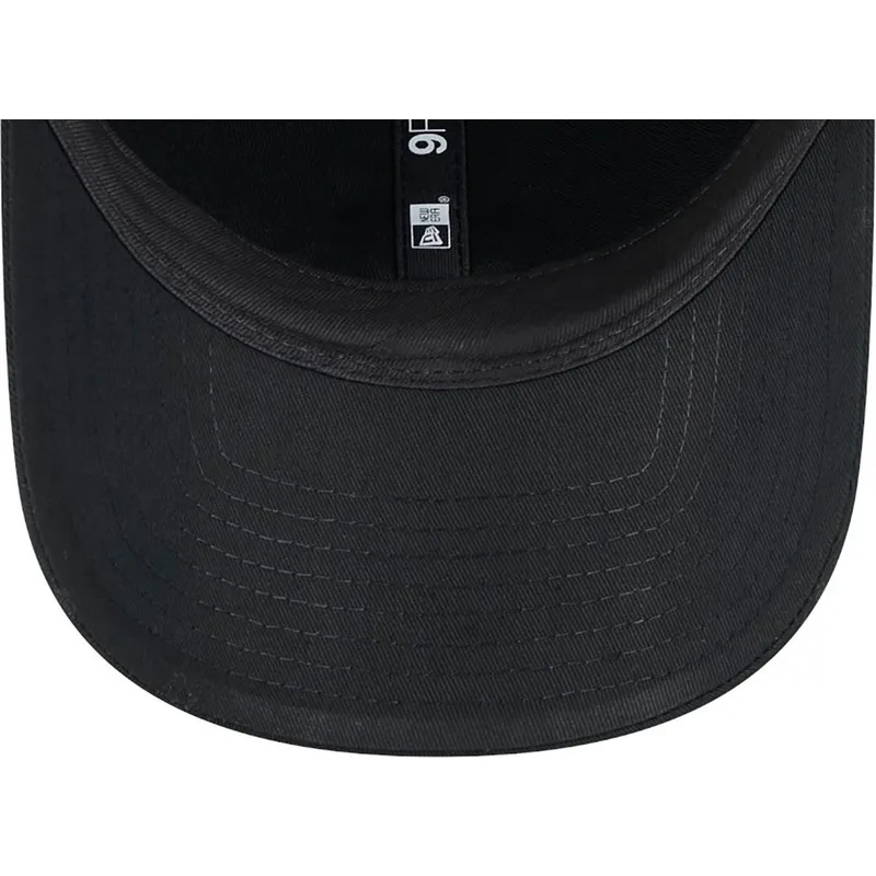 kepsar-curva-svart-justerbart-band-9forty-pin-fran-chicago-bulls-nba-av-new-era