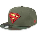 gron-och-kamouflage-flatbratte-snapback-keps-for-barn-9fifty-superman-dc-comics-fran-new-era