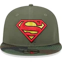 gron-och-kamouflage-flatbratte-snapback-keps-for-barn-9fifty-superman-dc-comics-fran-new-era