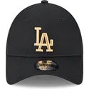 svart-justerbar-bojd-keps-med-guldlogotyp-9forty-league-essential-los-angeles-dodgers-mlb-fran-new-era