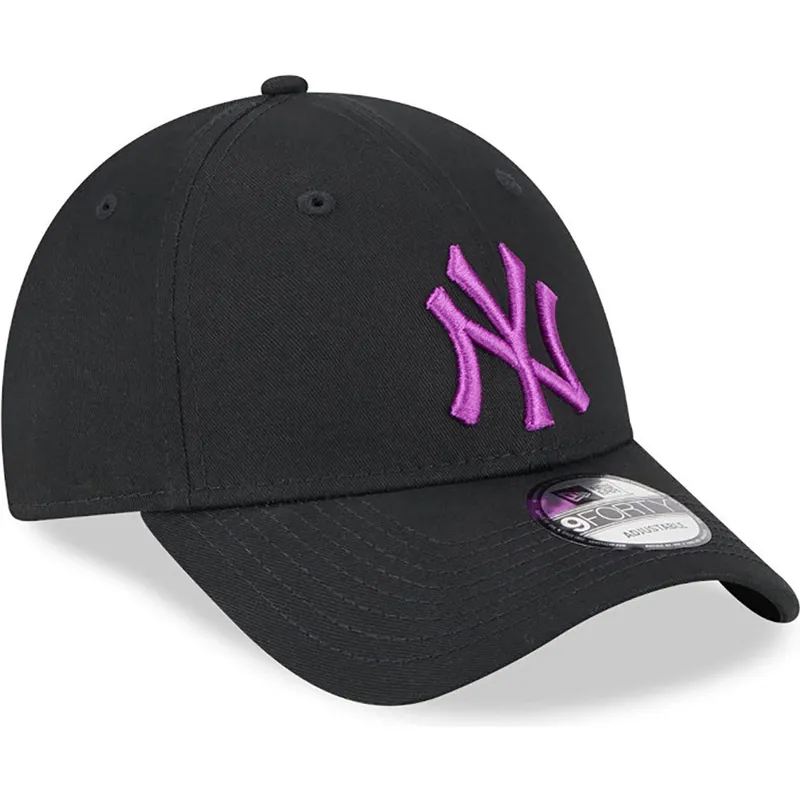 kepsar-curva-svart-justerbart-band-9forty-league-essential-fran-new-york-yankees-mlb-av-new-era