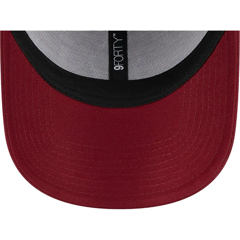 kepsar-curva-rod-justerbart-band-negro-9forty-league-essential-fran-new-york-yankees-mlb-av-new-era kepsar-curva-rod-justerbart-band-negro-9forty-league-essential-fran-new-york-yankees-mlb-av-new-era