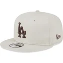 beige-platt-keps-snapback-med-brunt-logo-9fifty-league-essential-av-los-angeles-dodgers-mlb-fran-new-era