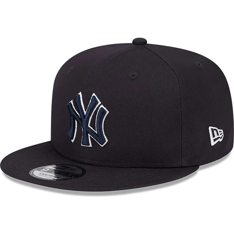 marinbla-platt-snapback-keps-med-marinblatt-9fifty-side-patch-script-logotyp-fran-new-york-yankees-mlb-av-new-era