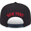 marinbla-platt-snapback-keps-med-marinbla-logotyp-9fifty-side-patch-script-av-new-york-yankees-mlb-fran-new-era