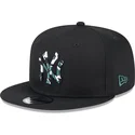 svart-snapback-keps-med-bla-logga-9fifty-seasonal-infill-av-new-york-yankees-mlb-fran-new-era