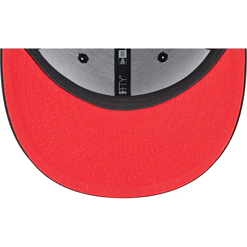 kepsar-plana-svart-snapback-9fifty-split-fran-chicago-bulls-nba-av-new-era