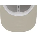kepsar-curva-beige-justerbart-band-9forty-teddy-fran-new-york-yankees-mlb-av-new-era