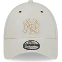 beige-justerbar-bojd-keps-med-beige-logo-9forty-washed-canvas-fran-new-york-yankees-mlb-av-new-era
