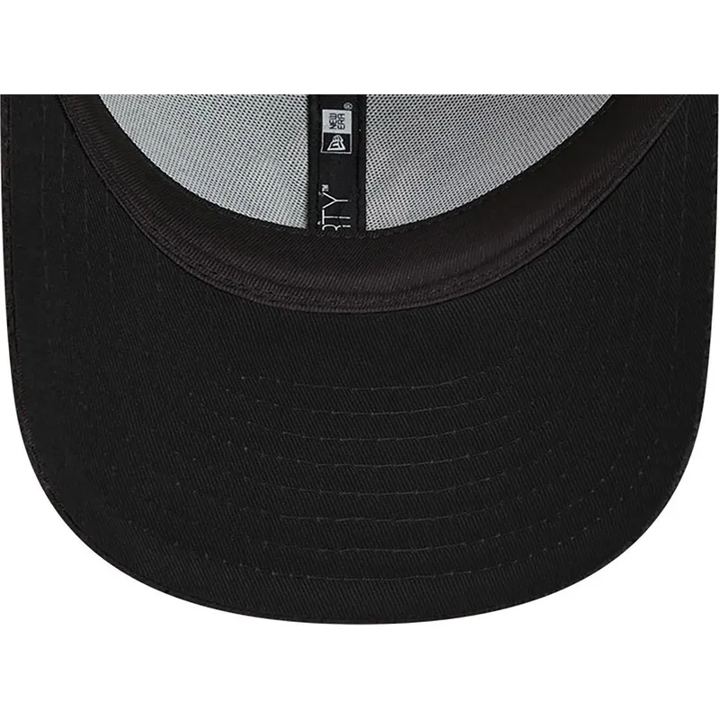 svart-justerbar-kurvad-keps-9forty-teddy-new-york-yankees-mlb-fran-new-era