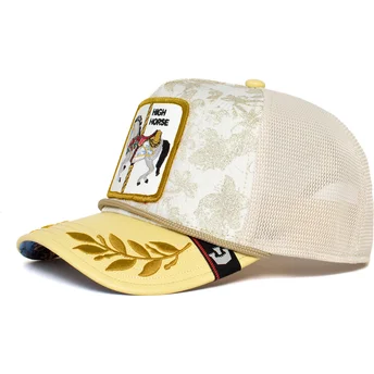 vit-och-beige-truckerkeps-hast-high-horse-altus-equo-carousel-the-farm-fran-goorin-bros