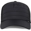 svart-bojd-snapback-keps-hft-puffy-nylon-fran-djinns