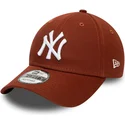 kepsar-curva-brun-justerbart-band-9forty-league-essential-fran-new-york-yankees-mlb-av-new-era