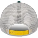 gron-och-vit-truckerkeps-9twenty-stripe-oakland-athletics-mlb-fran-new-era