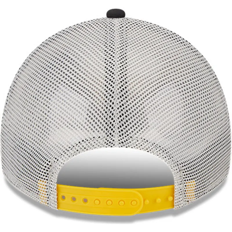 svart-och-vit-trucker-keps-9twenty-stripe-fran-pittsburgh-pirates-mlb-av-new-era