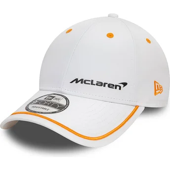 kepsar-curva-vit-justerbart-band-9forty-contrast-piping-fran-mclaren-racing-formula-1-av-new-era