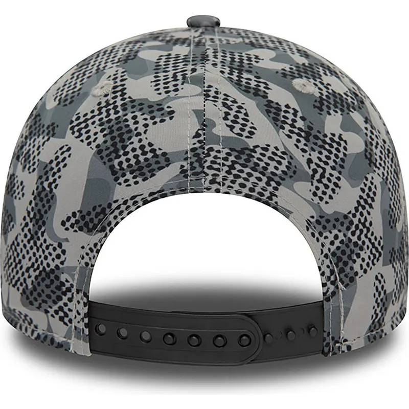 kepsar-curva-kamouflage-snapback-9forty-fran-mclaren-racing-formula-1-av-new-era