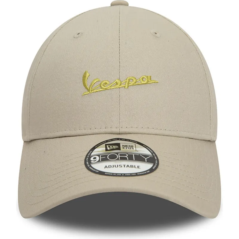 kepsar-curva-beige-justerbart-band-9forty-seasonal-colour-fran-vespa-piaggio-av-new-era