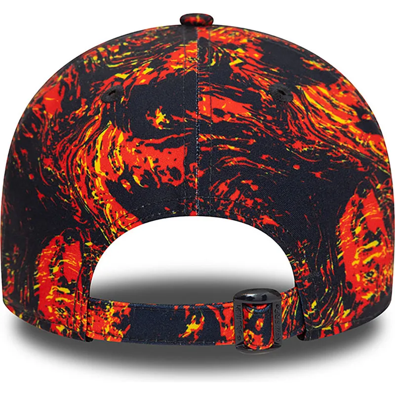kepsar-curva-rod-justerbart-band-9forty-all-over-print-fran-red-bull-racing-formula-1-av-new-era