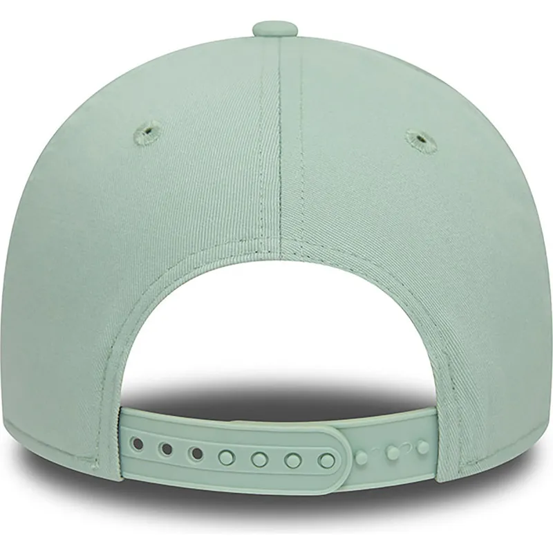 gron-kurvad-keps-snapback-9forty-seasonal-fran-red-bull-racing-formula-1-av-new-era