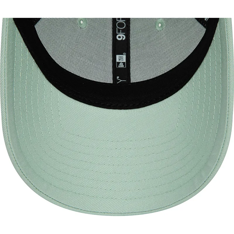 gron-kurvad-keps-snapback-9forty-seasonal-fran-red-bull-racing-formula-1-av-new-era