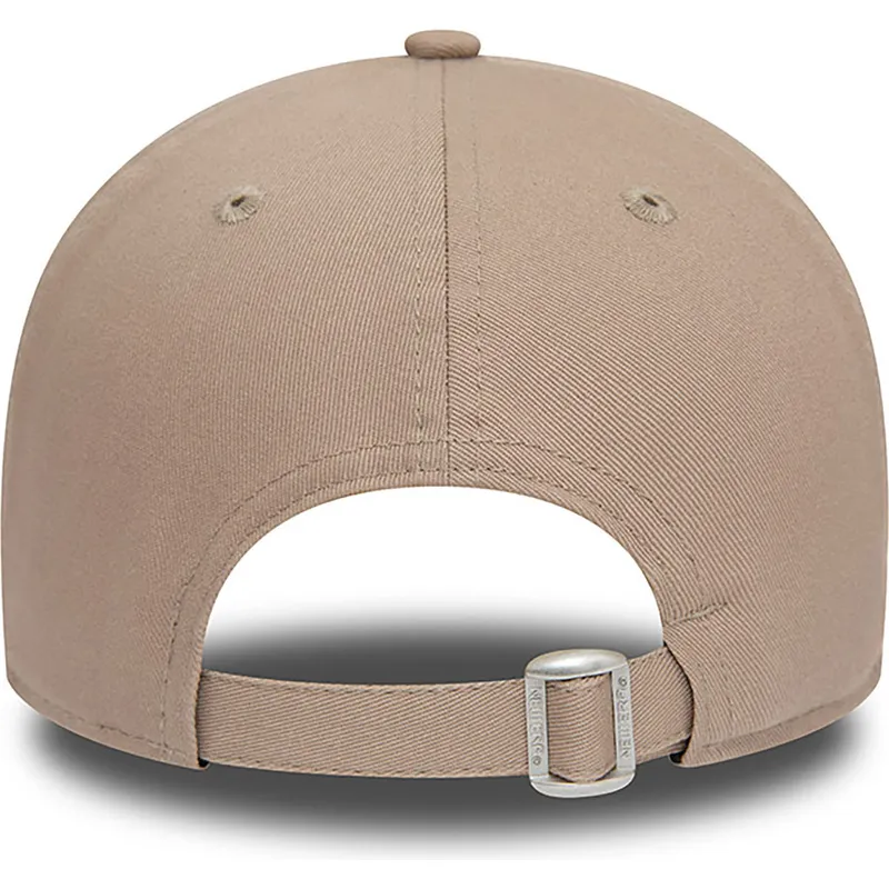 kepsar-curva-brun-justerbart-band-9forty-av-new-era kepsar-curva-brun-justerbart-band-9forty-av-new-era