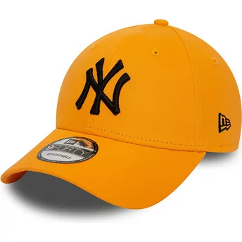 New Era Böjd Brätta Svart Logotyp 9FORTY League Essential New York Yankees MLB Orange Justerbar Keps
