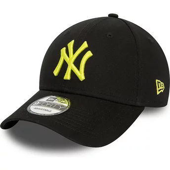 New Era Böjd Brätte Gul Logotyp 9FORTY League Essential New York Yankees MLB Svart Justerbar Keps