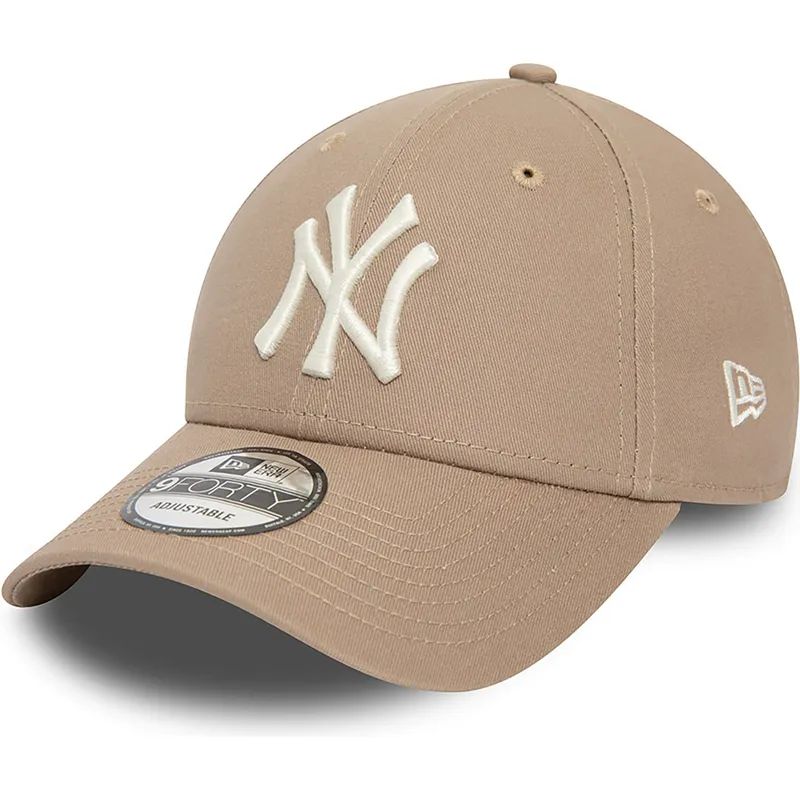 kepsar-curva-brun-justerbart-band-claro-9forty-league-essential-fran-new-york-yankees-mlb-av-new-era